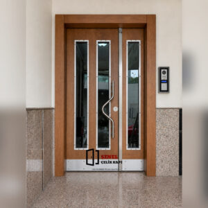 4020 Apartman Giriş Kapısı